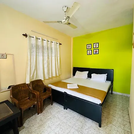 E And E Guesthouse